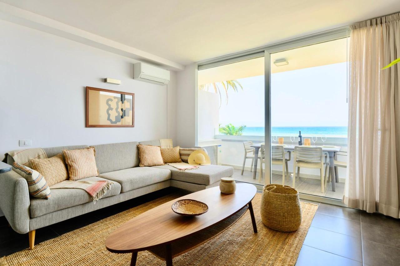 Charming 2 Bedroom Retreat With Beachfront Views San Bartolomé Exterior foto